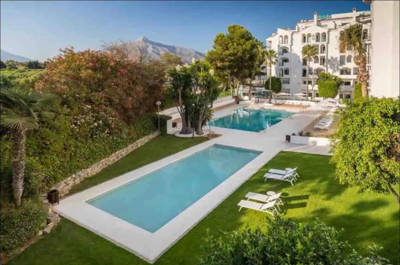 Privado En Occidental Puerto Banus Apartment Marbella